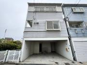 稲田本町1丁目貸家