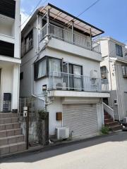 小田急小田原線百合ヶ丘駅まで徒歩8分