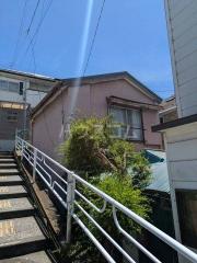 中区山元町 坂の下のコテージ