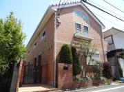 Brick House 洗足