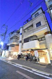 地下鉄東西線京都市役所前駅まで徒歩7分