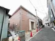 京急本線神奈川新町駅まで徒歩14分