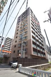 ネストピア平尾駅前