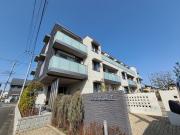 小田急小田原線東海大学前駅まで徒歩10分