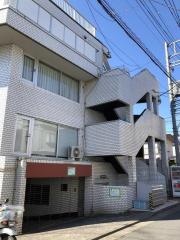 京王線つつじヶ丘駅まで徒歩4分