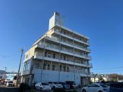 小田急小田原線伊勢原駅まで徒歩12分