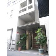 ＪＲ山手線新大久保駅まで徒歩1分