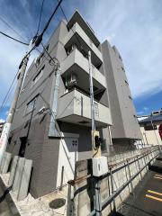 ＪＲ東海道本線横浜駅まで徒歩14分