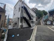ブルーライン阪東橋駅まで徒歩14分