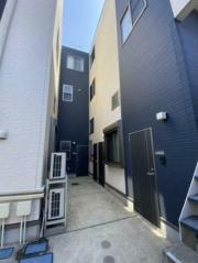 京急本線六郷土手駅まで徒歩6分