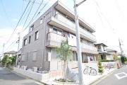 小田急小田原線本厚木駅まで徒歩15分