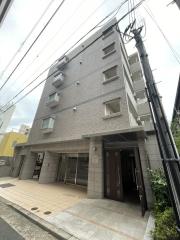地下鉄西神・山手線湊川公園駅まで徒歩4分