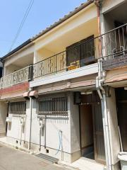 黄金野一丁目貸家