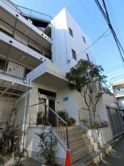 東急田園都市線高津駅まで徒歩5分