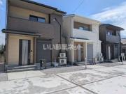 東武小泉線西小泉駅まで徒歩33分