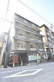 京阪本線祇園四条駅まで徒歩10分