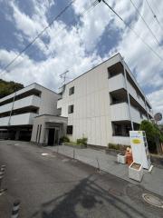 ＪＲ東海道本線膳所駅まで徒歩18分