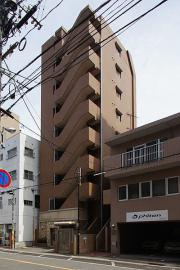 西鉄天神大牟田線西鉄平尾駅まで徒歩10分