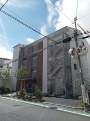 小田急小田原線和泉多摩川駅まで徒歩17分