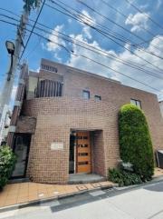 ＪＲ山手線目白駅まで徒歩8分