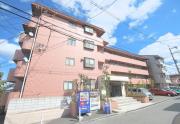 京阪本線枚方市駅までバス約10分 徒歩5分