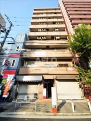地下鉄四つ橋線四ツ橋駅まで徒歩10分
