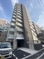 地下鉄七隈線渡辺通駅まで徒歩11分