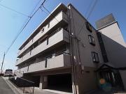 近鉄難波・奈良線学園前駅まで徒歩8分