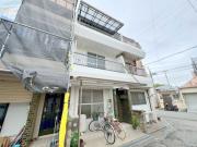 三津屋南貸家