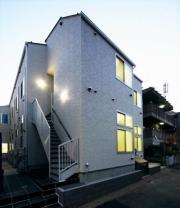 ＪＲ山手線新宿駅まで徒歩20分
