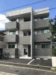 Hale Lea笹原