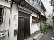 上本町西3丁目貸家