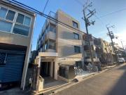 近鉄難波・奈良線学園前駅まで徒歩9分