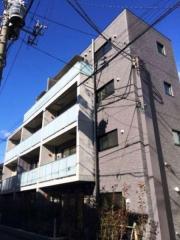 東京メトロ銀座線表参道駅まで徒歩9分