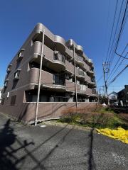 西武拝島線武蔵砂川駅まで徒歩15分