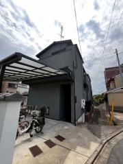 京阪本線龍谷大前深草駅まで徒歩5分