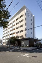 バウスクロス熱田日比野