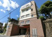 Uni Apartner V番館