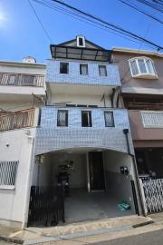 春日元町1丁目31-35 賃家