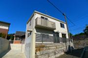 伊勝町貸家