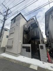 ＪＲ南武線稲田堤駅まで徒歩6分