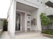 京王線明大前駅まで徒歩4分