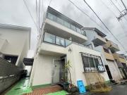 阪急宝塚線石橋阪大前駅まで徒歩15分