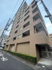 東京メトロ有楽町線新富町駅まで徒歩5分