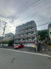 小田急小田原線東海大学前駅まで徒歩10分
