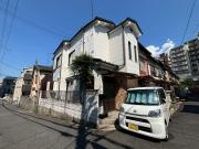 朝日が丘1丁目貸家