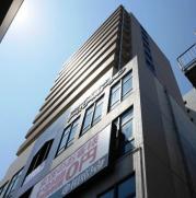 ラフィナーレアースコート魚町