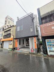 レメゾン寿八番館