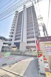 地下鉄箱崎線呉服町駅まで徒歩10分