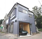 ガレージハウス CROSS HOUSE 清瀬中里